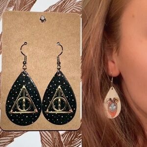 Harry Potter HP Deathly Hallows tear drop earring set new